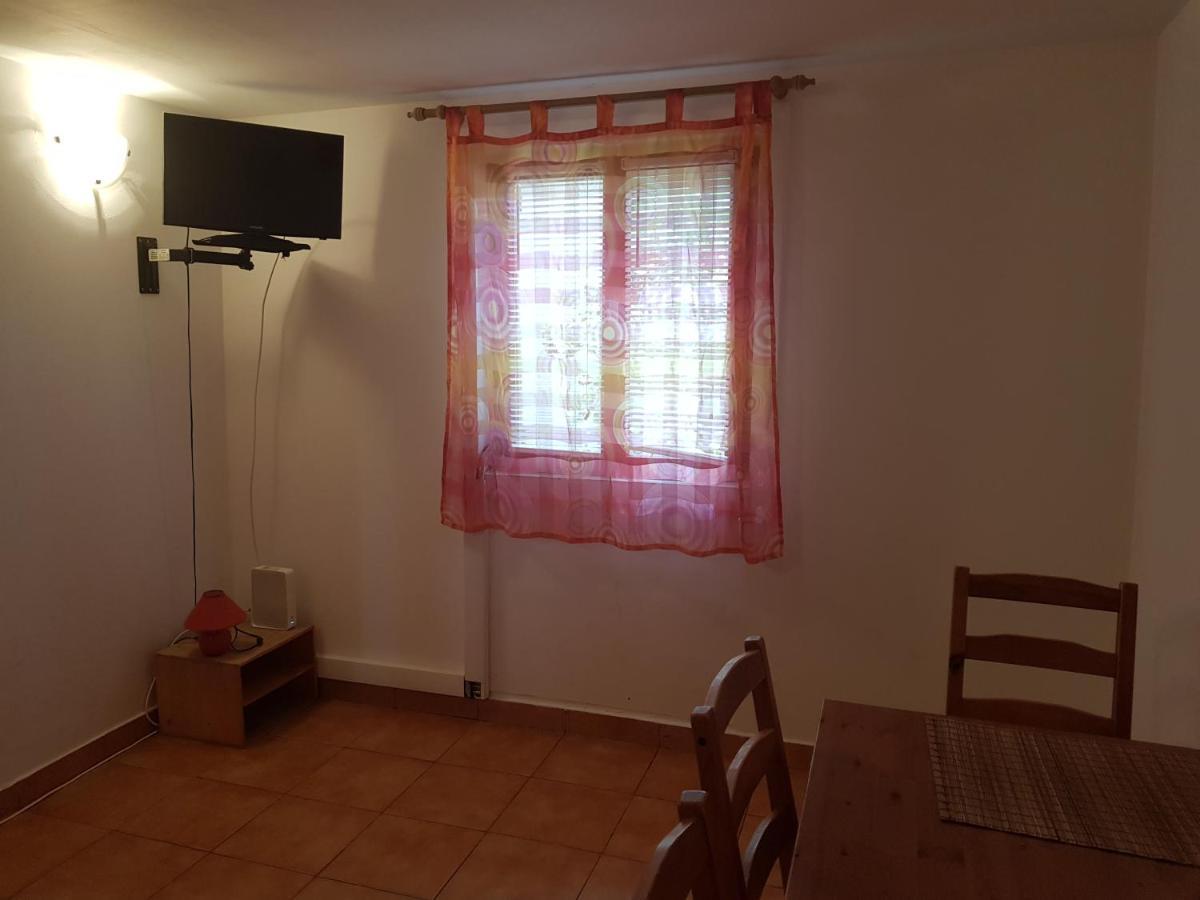 Casutele Intim Villa Costinesti Exterior photo